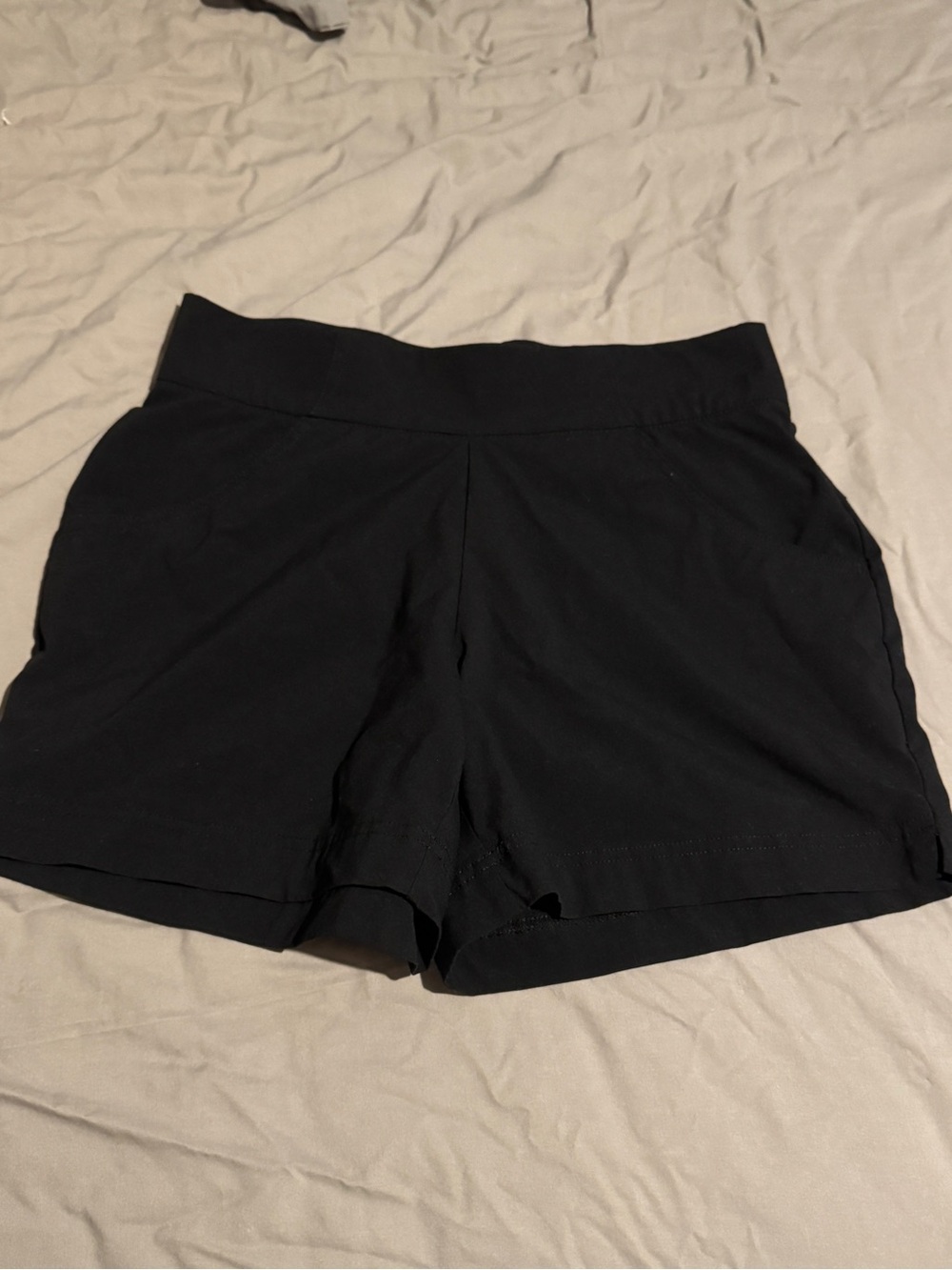 Columbia Women’s Black Stretch Athletic Shorts